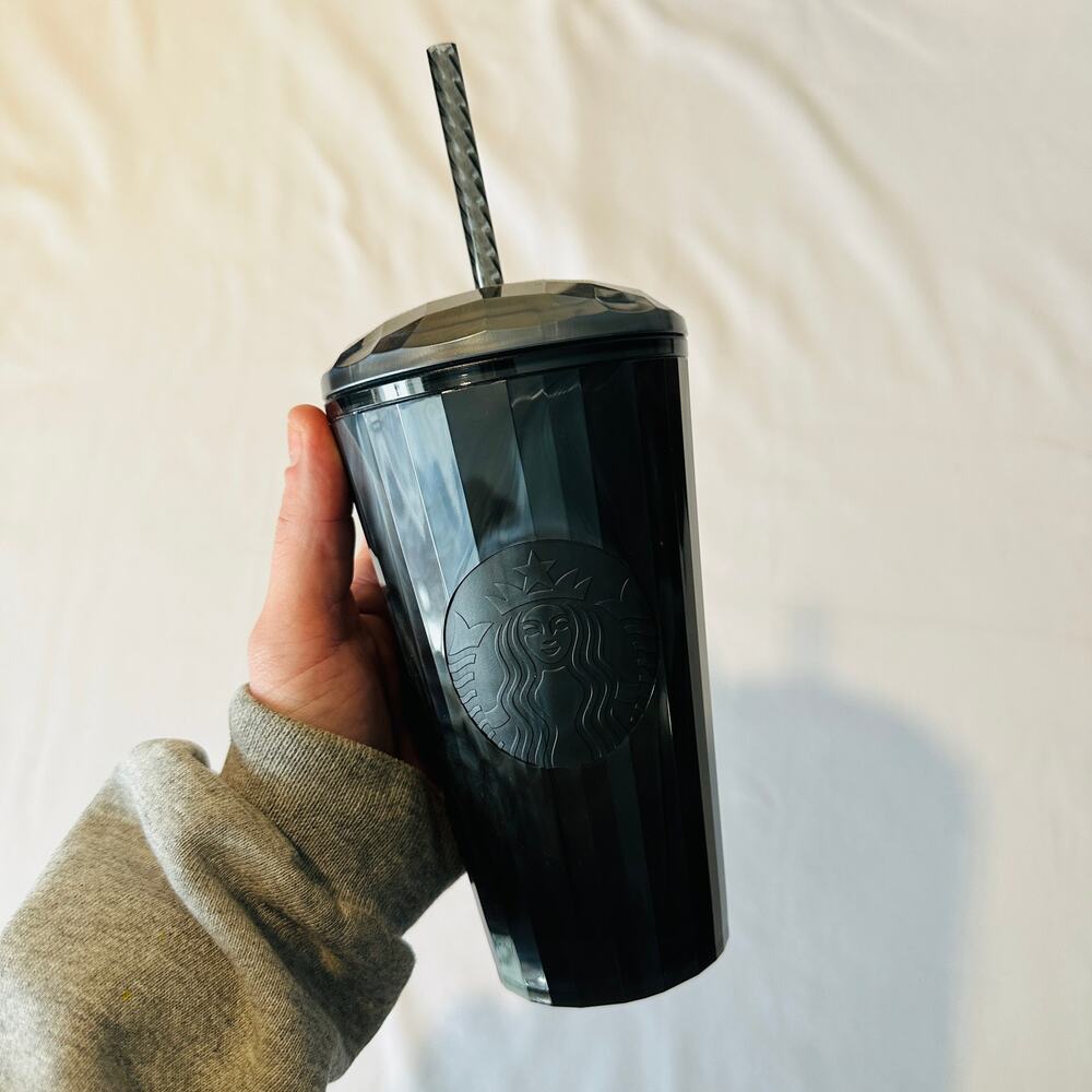 NWT Starbucks Black Domed Lid 16 oz Tumbler w/ Straw
